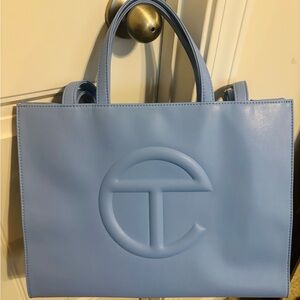 Medium cerulean telfar.